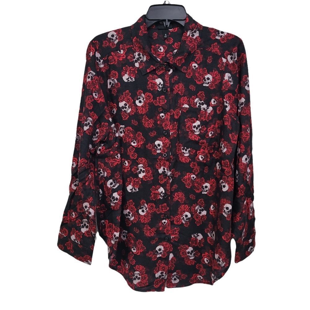 Torrid Skull & Roses Button Up Blouse